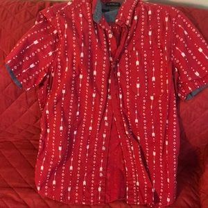 Red arrowed buttoned shirt